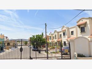 Casa en venta en Las Lomas Sección Bonita, Hermosillo — foto 2 de 4
