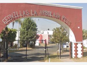 Casa en venta en Geovillas La Arbolada, Tlajomulco de Zúñiga — foto 2 de 5