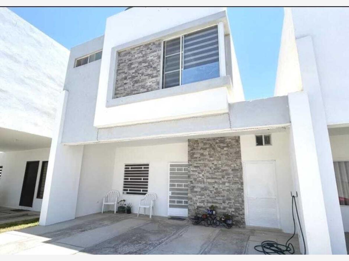 Casa en venta en Villas del Renacimiento, Torreón — foto 1 de 30