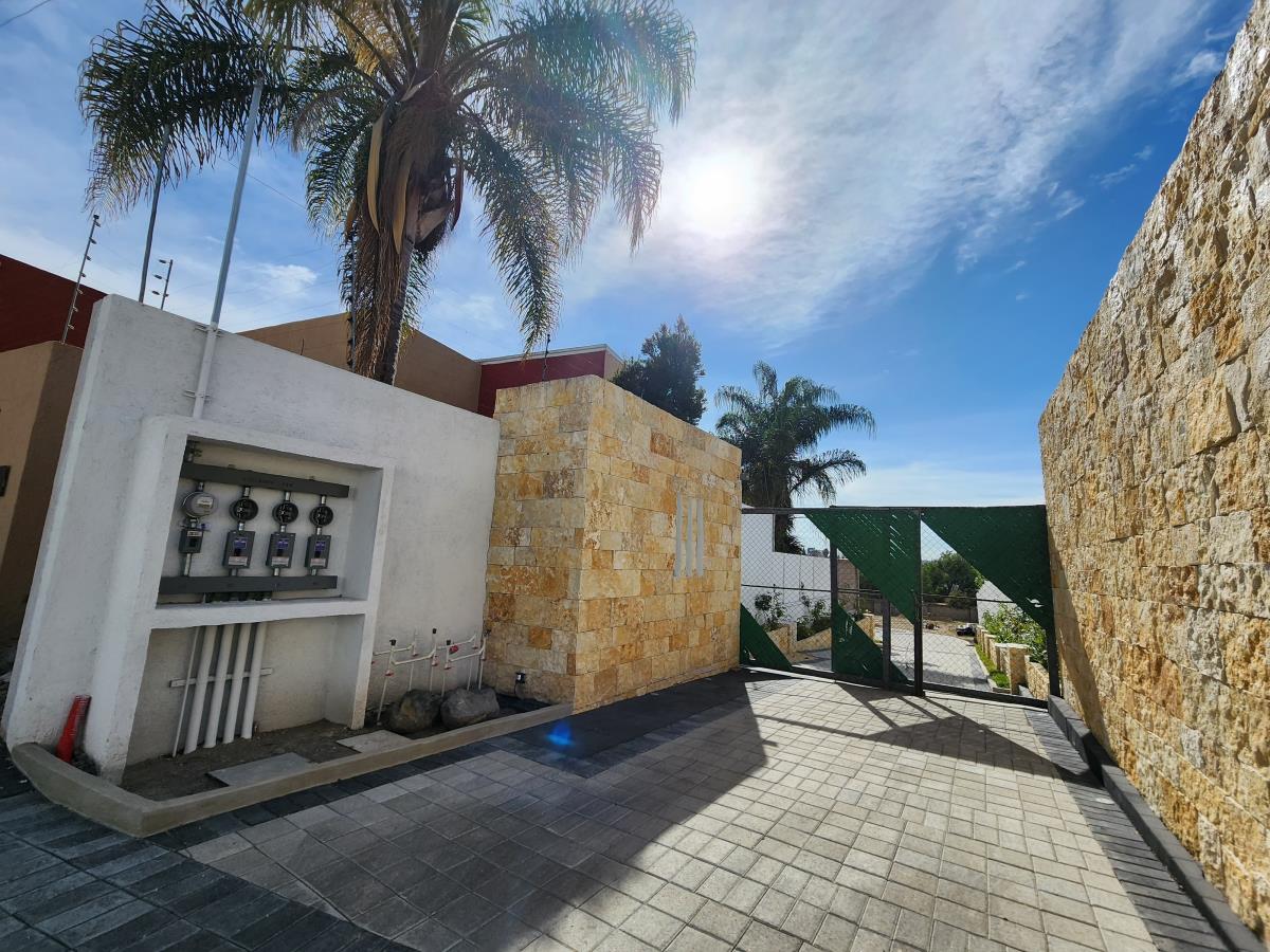 Terreno en venta en San Bernardino Tlaxcalancingo, San Andrés Cholula — foto 1 de 8