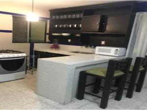 Casa en venta en Las Aguilas, Zapopan — foto 3 de 8