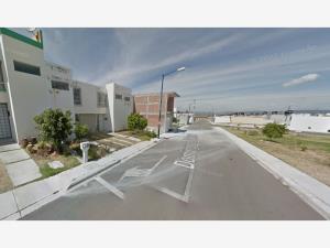 Casa en venta en Misión del Valle III, Morelia — foto 2 de 12