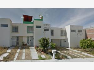 Casa en Misión del Valle III, Morelia, Michoacán de Ocampo