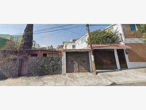 Casa en Lomas de Puerta Grande, Álvaro Obregón, Ciudad de México