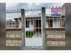 Casa en venta en San Pablo Autopan, Toluca, México Casa en venta en San Pablo Autopan, Toluca, México