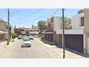 Casa en venta en Valle del Campestre, León — foto 2 de 10