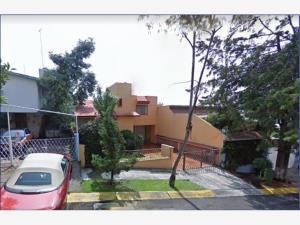 Casa en venta en Paseos del Bosque, Naucalpan de Juárez — foto 3 de 8