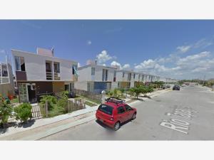 Casa en venta en Playa del Carmen, Playa del Carmen — foto 2 de 9
