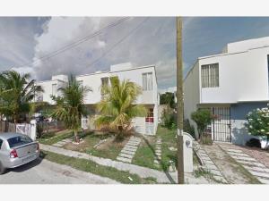Casa en La Guadalupana, Playa del Carmen, Quintana Roo — foto 1 de 12