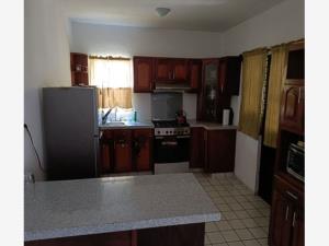 Casa en venta en Moderna, Ensenada — foto 3 de 8