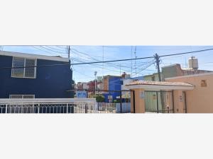 Casa en venta en Rincon de Agua Azul, Guadalajara — foto 2 de 5