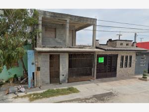 Casa en venta en Balcones de Alcala, Reynosa — foto 3 de 6