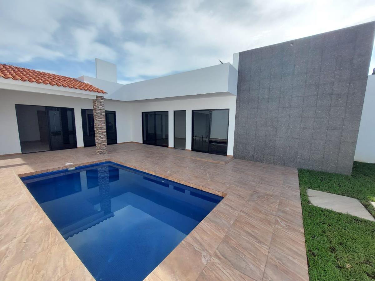 Casa en venta en Lomas de Tetela, Cuernavaca — foto 1 de 12