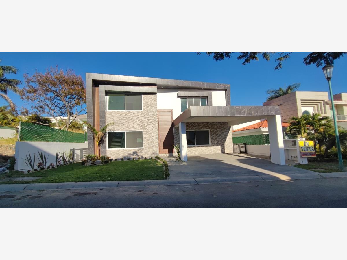 Casa en venta en Lomas de Cocoyoc, Atlatlahucan — foto 1 de 39
