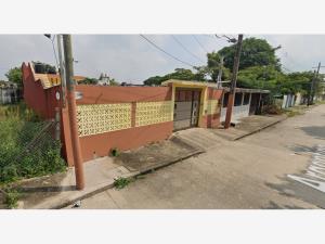 Casa en Las Américas, Coatzacoalcos, Veracruz de Ignacio de la Llave