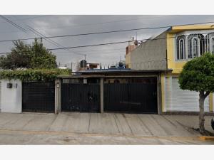 Casa en Villa de las Flores 1a Sección (Unidad Coacalco), Coacalco de Berriozábal, México