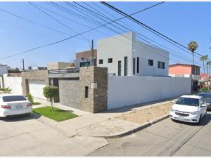 Casa en venta en Playas de Tijuana Sección Jardines, Tijuana — foto 2 de 9
