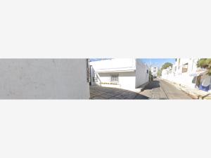 Casa en venta en El Renacimiento, Tlajomulco de Zúñiga — foto 2 de 4