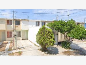 Casa en venta en Pedregal del Valle, Torreón — foto 3 de 13