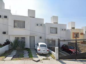 Casa en Jardines de Santiago, Querétaro, Querétaro