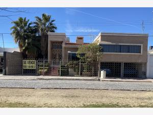 Casa en venta en Rincones de San Marcos, Juárez, Chihuahua