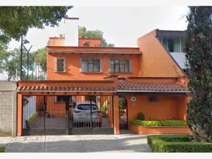Casa en Paseos de Taxqueña, Coyoacán, Ciudad de México