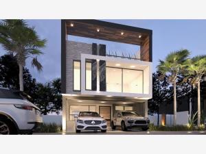 Casa en venta en Lomas de Angelópolis, San Andrés Cholula, Puebla Casa en venta en Lomas de Angelópolis, San Andrés Cholula, Puebla