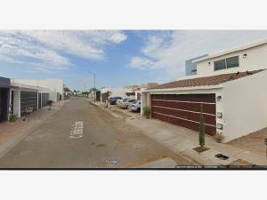 Casa en venta en Valle Alto, Culiacán — foto 2 de 12