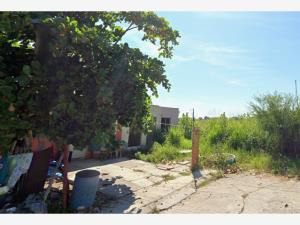 Casa en venta en INFONAVIT, Ébano — foto 2 de 14