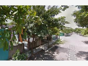 Casa en remate en Llanos de San José, Tecomán, Colima