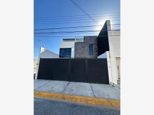 Casa en venta en Valle de San Javier, Pachuca de Soto — foto 2 de 53