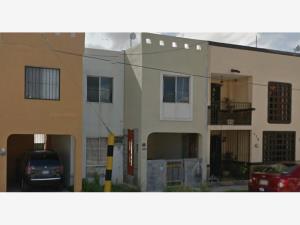 Casa en venta en Los Amarantos, Apodaca — foto 3 de 17
