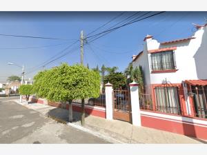 Casa en venta en Colonial Tlaquepaque, San Pedro Tlaquepaque — foto 3 de 7