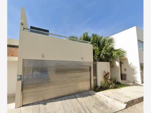 Casa en venta en Montebello, Mérida — foto 3 de 9