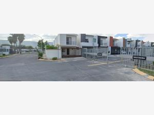 Casa en venta en Villas de Anáhuac, General Escobedo — foto 3 de 7