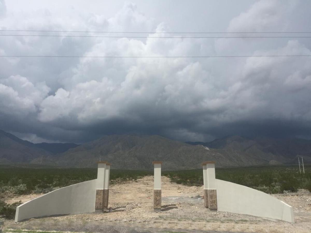 Terreno en venta en Cuatro Ciénegas de Carranza Centro, Cuatro Ciénegas — foto 1 de 3