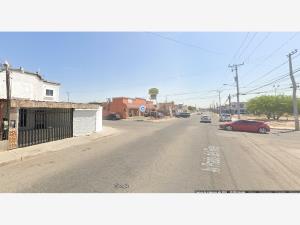Casa en venta en Villa las Lomas, Mexicali — foto 2 de 13