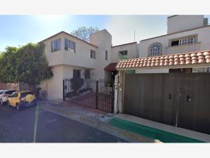 Casa en Lomas Verdes 4a Sección, Naucalpan de Juárez, México