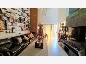 Casa en venta en Lomas de Angelópolis, San Andrés Cholula — foto 2 de 43