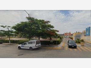 Casa en venta en Parques del Palmar, San Pedro Tlaquepaque — foto 2 de 12
