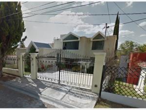 Casa en Villas del Mesón, Querétaro, Querétaro