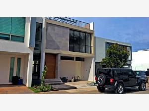 Casa en venta en Valle Imperial, Zapopan — foto 2 de 37