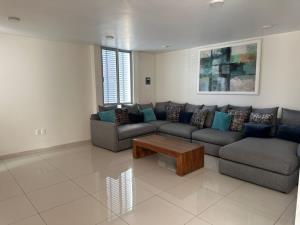 Casa en venta en Lomas de Guayangareo, Morelia — foto 2 de 17
