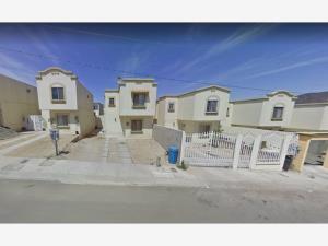 Casa en Residencial del Sol, Ensenada, Baja California
