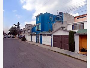 Casa en venta en Parques Nacionales, Toluca — foto 2 de 7