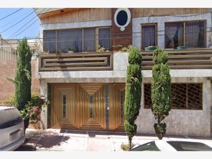 Casa en venta en Martires de Rio Blanco, Gustavo A. Madero — foto 3 de 9