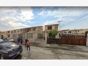 Casa en Los Encinos, Ensenada, Baja California