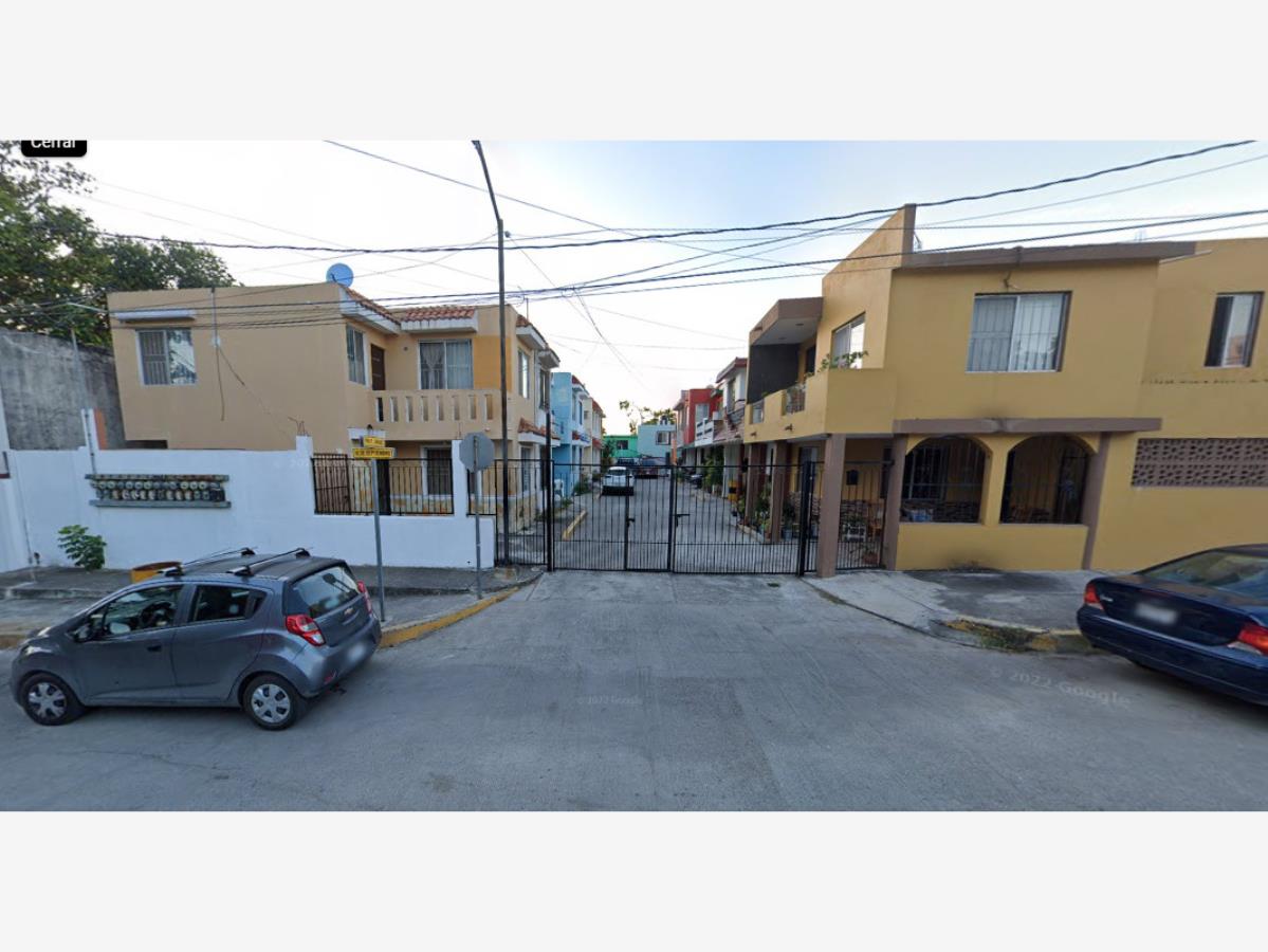 Casa en venta en Jardines de Champayán 1, Tampico — foto 1 de 2