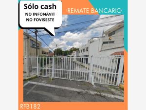 Casa en San Pedro Zacatenco, Gustavo A. Madero, Ciudad de México