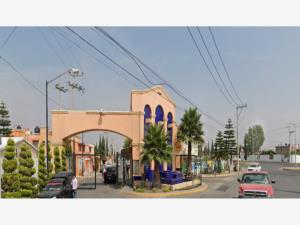 Casa en venta en Jardines de Tultitlán, Tultitlán — foto 2 de 5